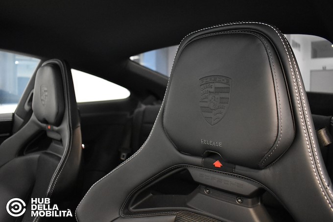 PORSCHE 911 GT3
